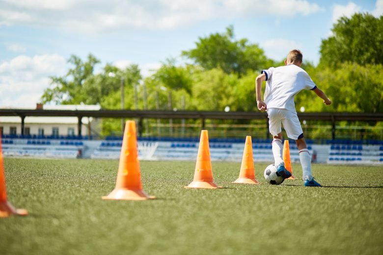 Implementos para entrenar fútbol
