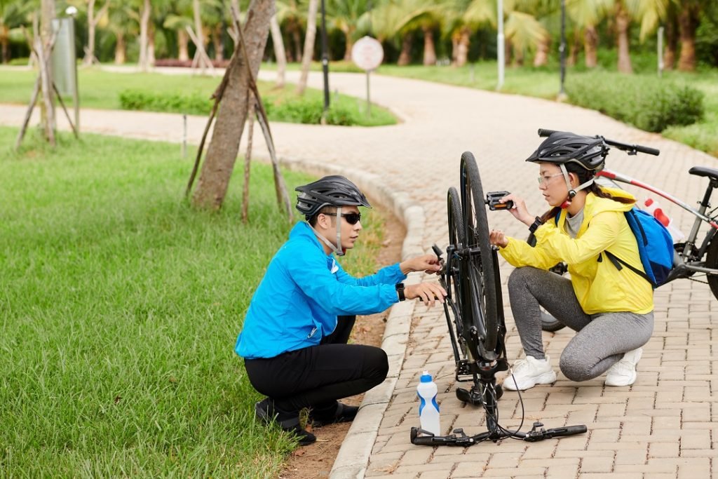 ciclistas averías bicicleta accidentado