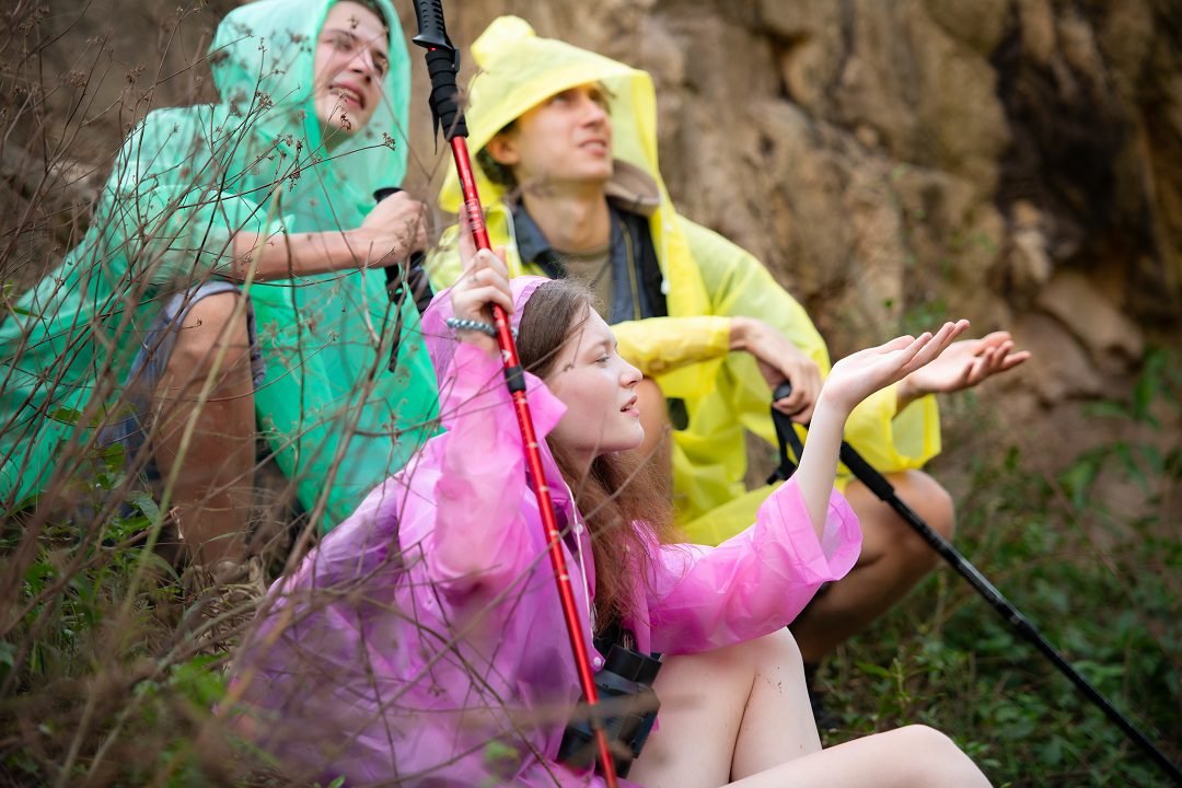 senderismo aventura errores comunes paseo naturaleza lluvia ropa cómoda