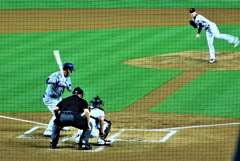 béisbol strike