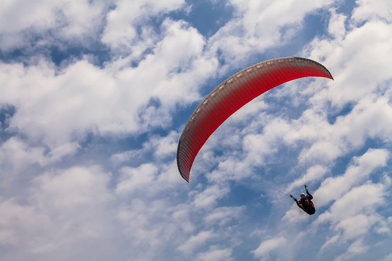 cómo superar el miedo a las alturas practicando parapente